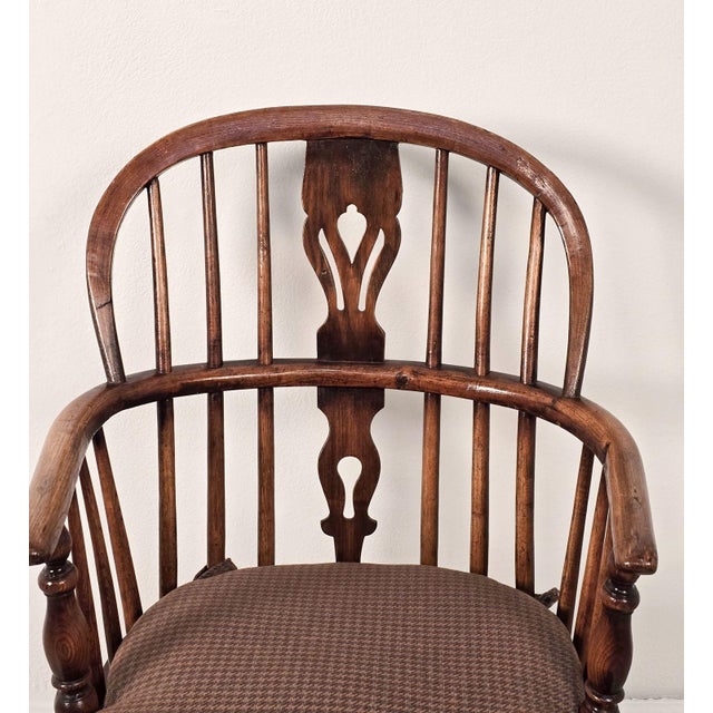 Set of Six Antique English Oak Windsor Armchairs, 19th Century For Sale - Image 9 of 11