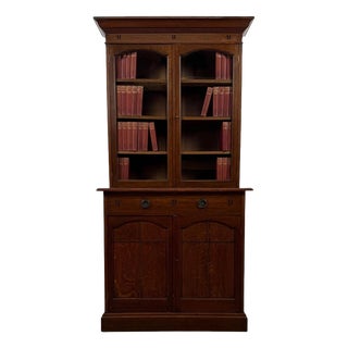 Antique Early 20th Century English Arts and Crafts Oak Bookcase For Sale