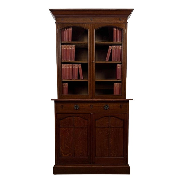Antique Early 20th Century English Arts and Crafts Oak Bookcase For Sale
