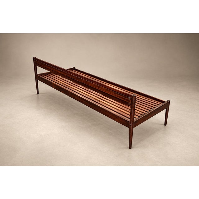 Wood Brazilian Modern Sculpted Daybed in Solid Rosewood & Mohair by Novo Rumo, Brazil, 1960s For Sale - Image 7 of 18