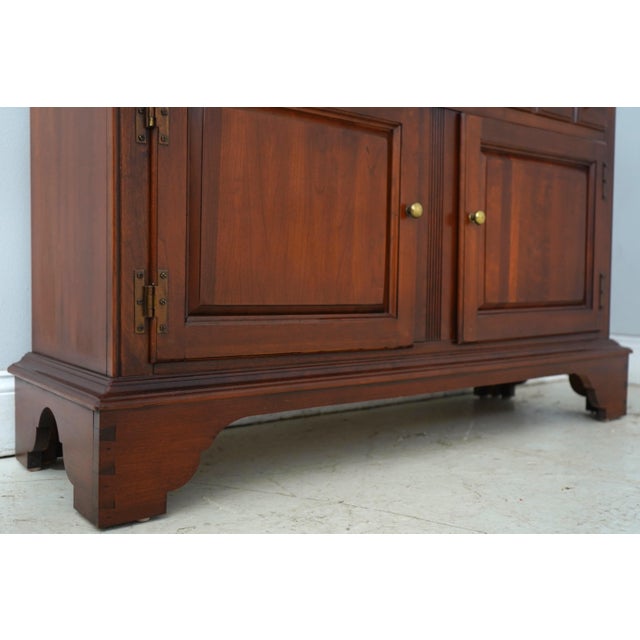 Lexington Country Cherry China Cabinet Hutch For Sale - Image 11 of 18