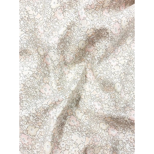 Our square shaped scatter cushions are made with luxurious Liberty print Tana Lawn®, silky soft cotton on both the front...