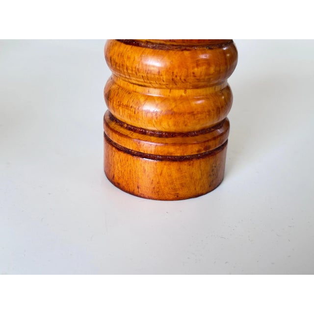 Mid-Century Modern Salt and Pepper Shaker, Set of 2 For Sale - Image 5 of 7