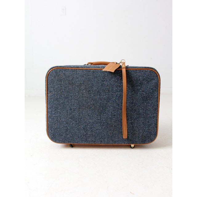 Blue 1980s Frequent Traveler Blue Tweed Rolling Suitcase For Sale - Image 8 of 12