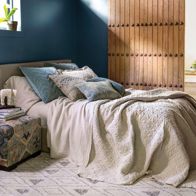 2020s Dash & Albert by Annie Selke Masinissa Natural Hand Knotted, 2'6" x 8' For Sale - Image 5 of 6