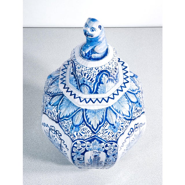 Lidded Vases, Delft, 1800, Set of x For Sale - Image 15 of 18