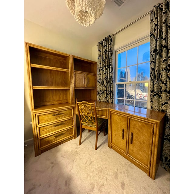 Late 20th Century Lea Industries Chinoiserie Faux Bamboo 6 Piece Modular Corner Desk Cabinet Hutch & Chair Set For Sale - Image 11 of 13