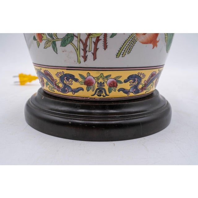 Chinoiserie Porcelain Urn Jar Table Lamp For Sale - Image 11 of 18