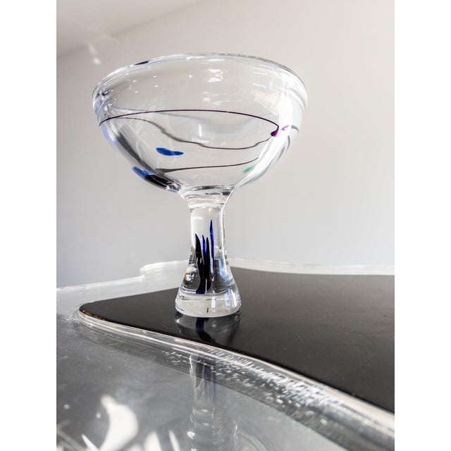 1950s Swedish Art Glass Bowl by Vicke Lindstrand for Kosta, 1950s For Sale - Image 5 of 7