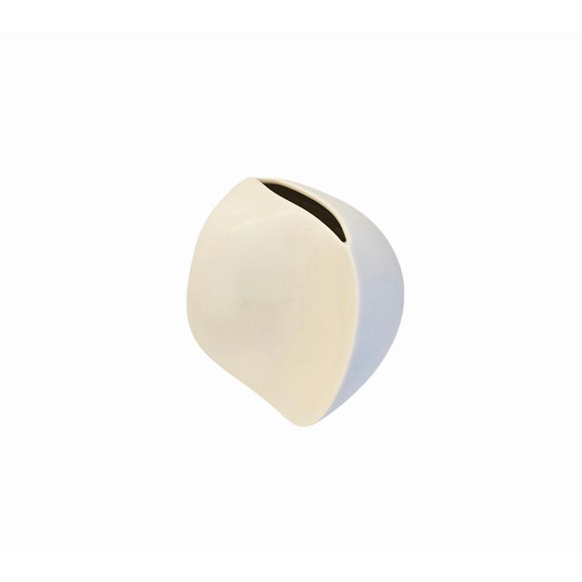 1980s Rosenthal Studio-Linie White Porcelain "Kuschelvase" by Uta Feyl For Sale In Los Angeles - Image 6 of 12