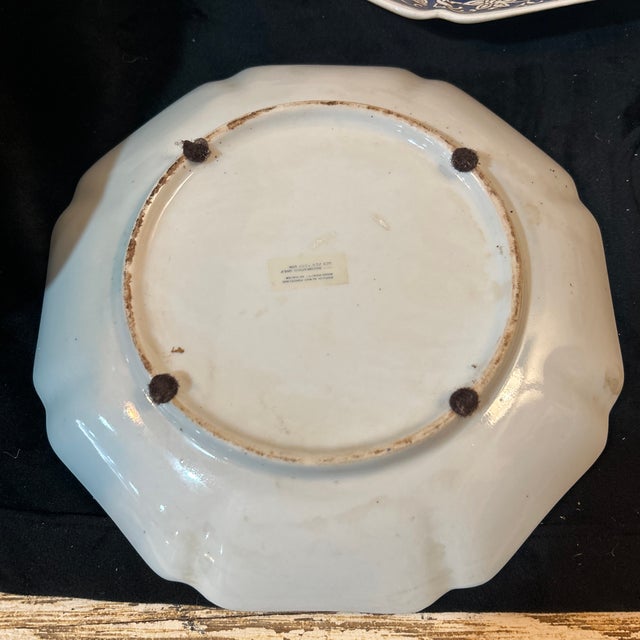 Ceramic 1970s Chateau De Versailles Crest Plate Set of 4 For Sale - Image 7 of 9