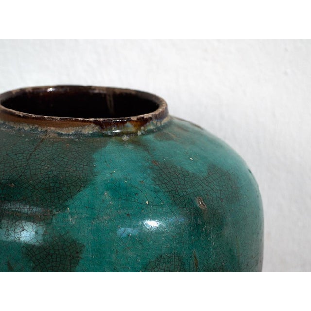 Antique Chinese Green Vase For Sale - Image 4 of 6