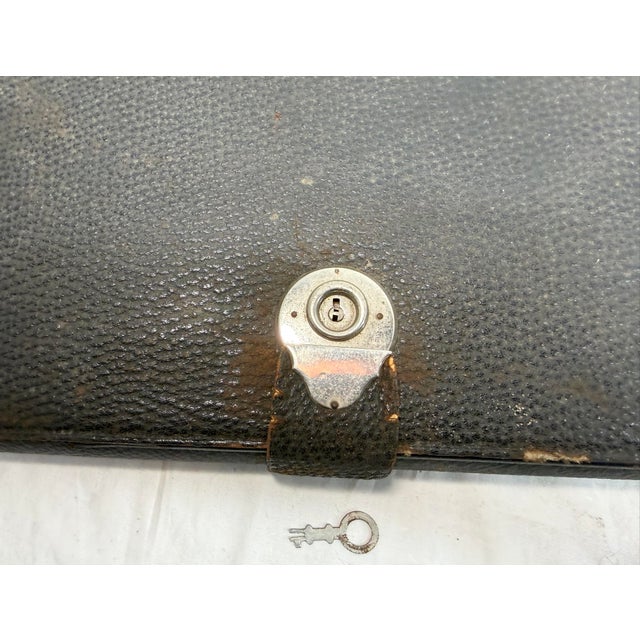 Antique 1914 Black Leather Wrapped Inkwell Writing Travel Lap Desk Box Calendar For Sale - Image 4 of 14