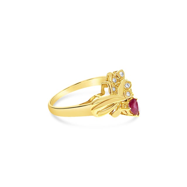 Contemporary Pear Shaped Ruby & Diamond 14k Yellow Gold, Size 7 For Sale - Image 3 of 4