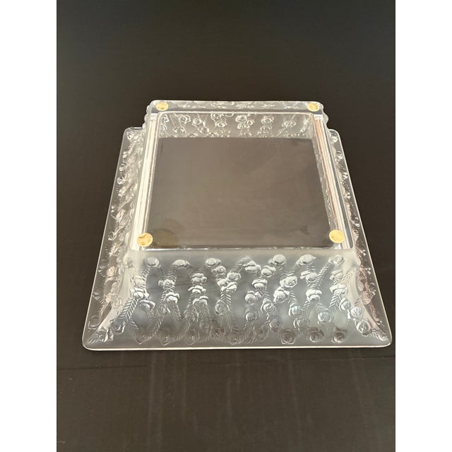 Lalique 1930s Lalique "Roses" Square Bowl, Featuring a Frosted Crystal Exterior Adorned With a Detailed Relief Pattern of Rose Blossoms and Trellises. For Sale - Image 4 of 8