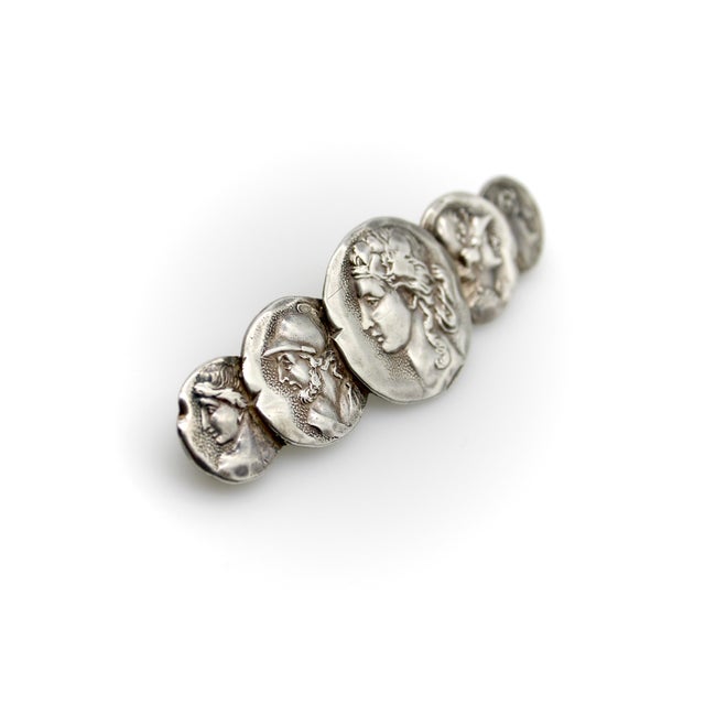 Victorian Late 19th Century Victorian Shiebler Sterling Silver Etruscan/Homeric Medallion Pin For Sale - Image 3 of 5