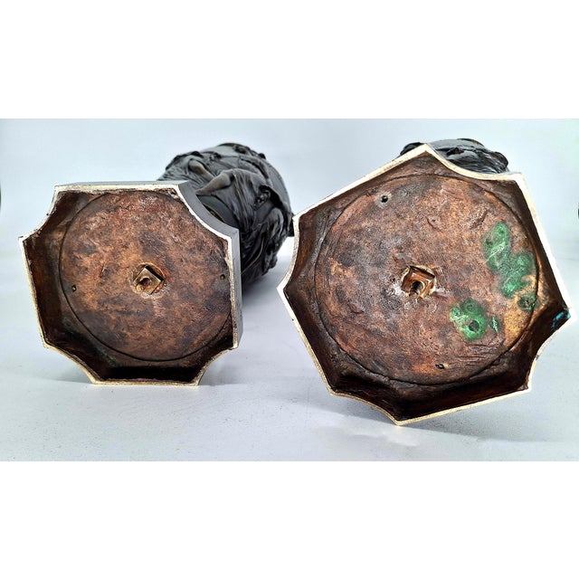 Bronze Pair of Late 19th-Century Bronze Lidded Urns For Sale - Image 8 of 8