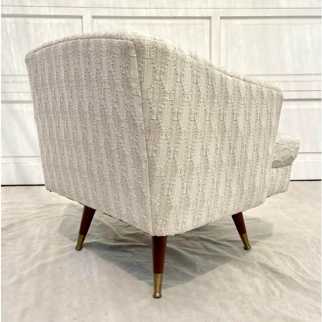 Mid-Century Modern Lounge Armchair Newly Upholstered For Sale - Image 10 of 12