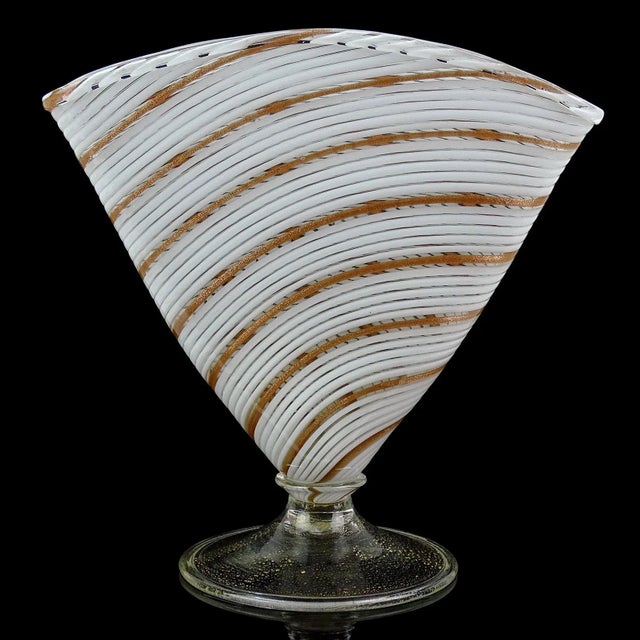 Beautiful vintage Murano hand blown white and copper ribbons with gold flecks Italian art glass fan shaped flower vase....