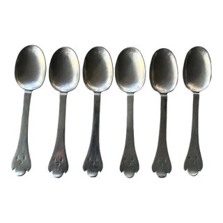 17th Century English Provincial Silver Spoons With Protective Red Suede Covering - Set of 6 Spoons For Sale