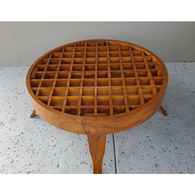 1990s Vintage Gio Ponti Style Lattice Pattern With Paddle Legs Coffee Table For Sale - Image 11 of 12