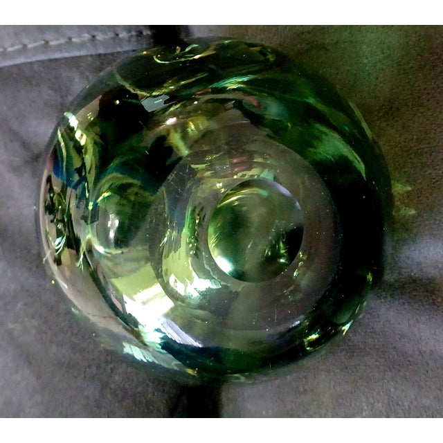 Signed 1968 Dominick Labino Emerald Green Luster Studio Art Glass Vase For Sale - Image 12 of 16