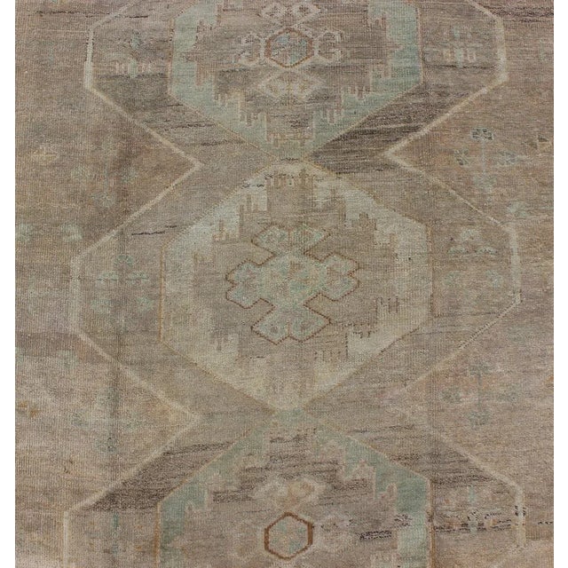 Mid 20th Century Vintage Hand Knotted Turkish Oushak Neutral Colors Rug For Sale - Image 5 of 8