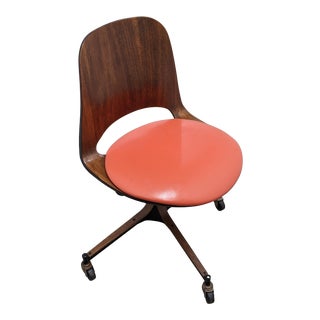 Swivel Desk Chair in the Style of George Mulhauser for Plycraft For Sale