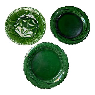 Set of Three Vintage Portuguese Green Majolica Leaf Plates For Sale