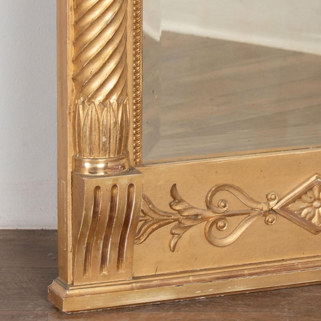 Early 19th Century Swedish Gold Giltwood Mirror With Laurel Wreath Crest For Sale - Image 11 of 14