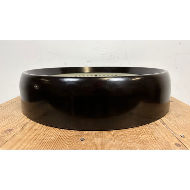 Large Industrial Bakelite Factory Wall Clock from Pragotron, 1960s For Sale - Image 9 of 17