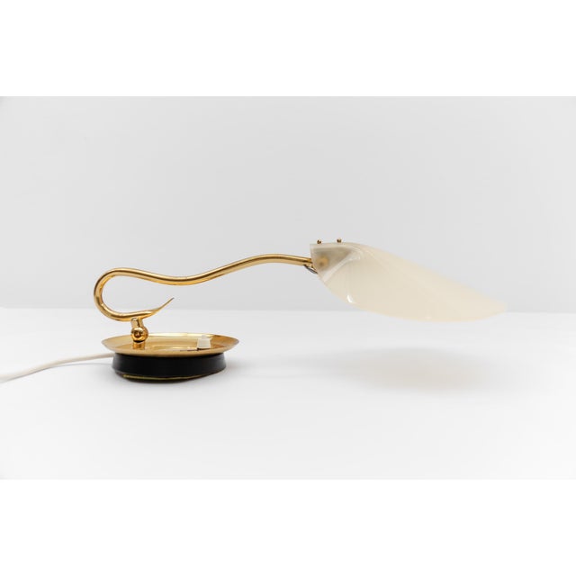 Mid-Century Modern Brass and Acrylic Table Lamp, 1950s For Sale - Image 6 of 14