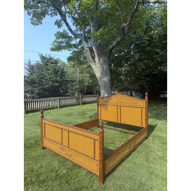1970s British Colonial Style Faux Bamboo and Rattan Queen Bed in Tortoise Finish For Sale - Image 5 of 12