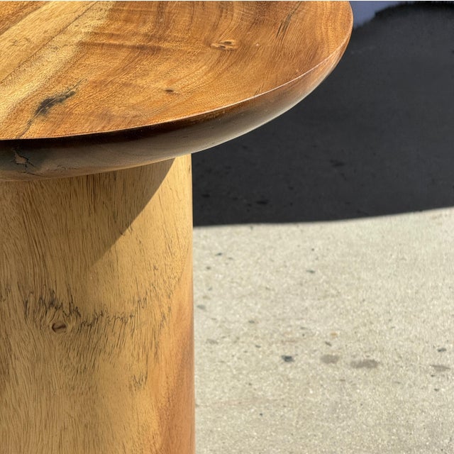 Side Table in Suar Wood with Circular Top and Column Base For Sale - Image 9 of 18