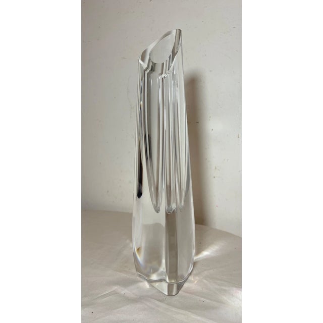 Baccarat Tall Mint Condition Signed Baccarat Colorless Crystal Glass Triangular Vase For Sale - Image 4 of 15