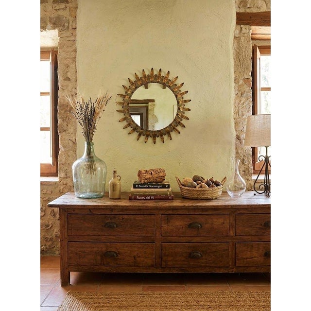 It will have a brand new glass panel. Original gold finish. Measurements: 46 cm diameter. The glass panel measures 28.5...