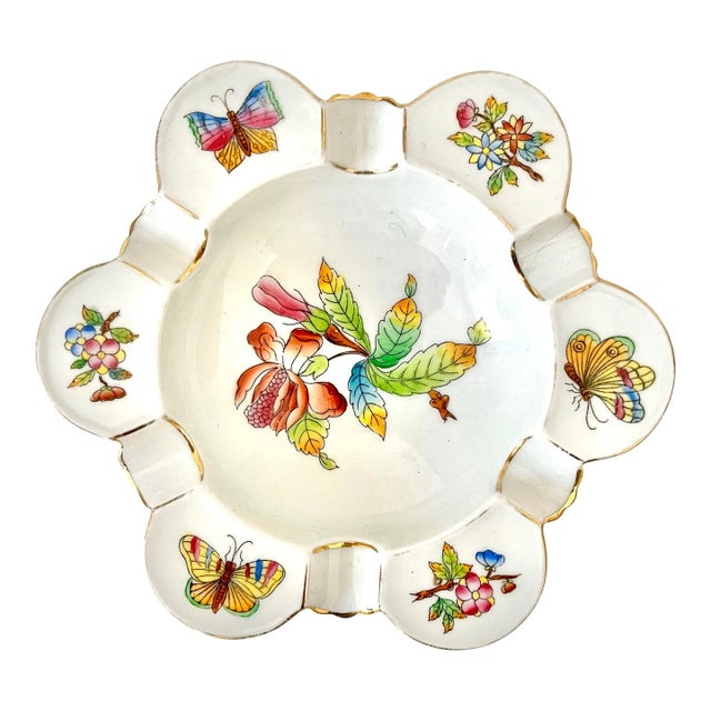 1970's Herend Queen Victoria Vintage Hand Painted Octagon Shape Porcelain Ashtray With Gilt Accenting For Sale
