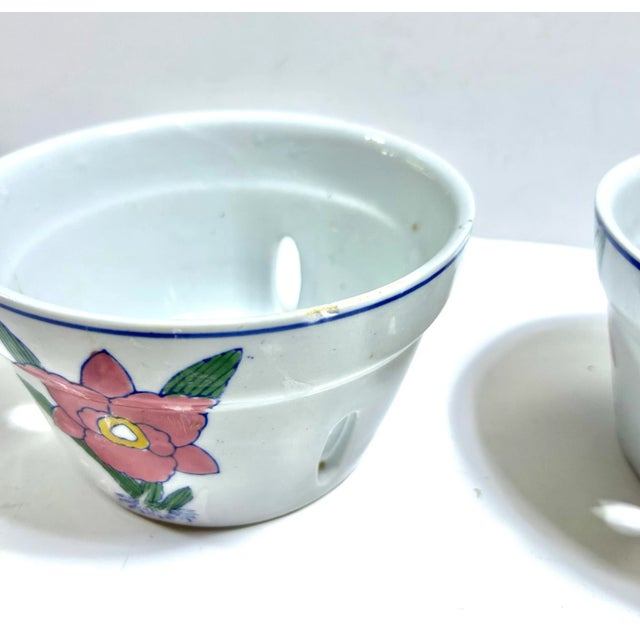 Pair of 1980s Porcelain Ventilated Orchid Cachepots With Floral Motif For Sale In Louisville - Image 6 of 12