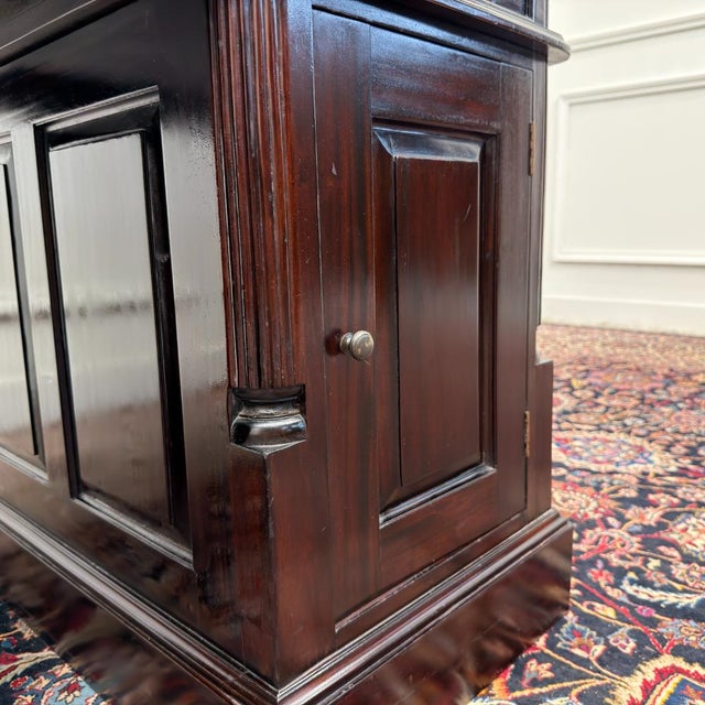 English Desk in Green Leather For Sale - Image 14 of 18