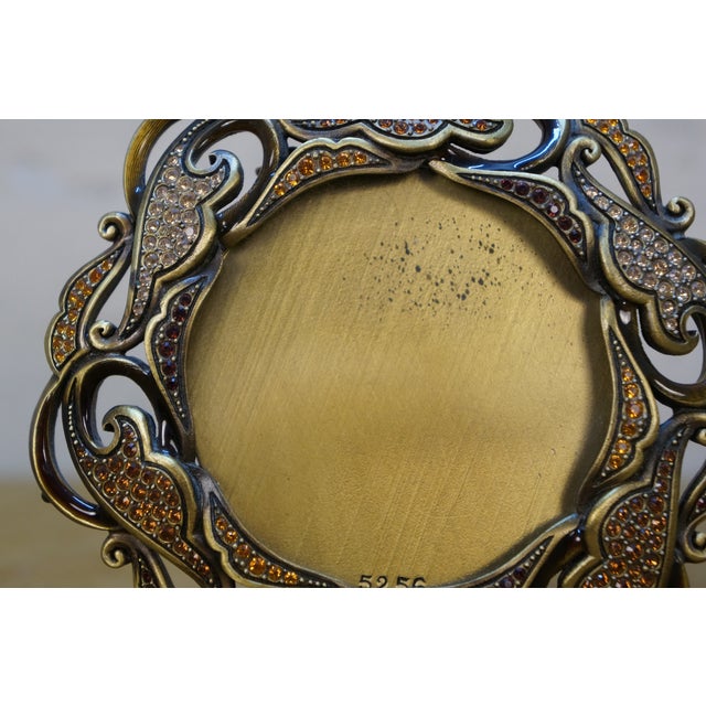 Glass Late 20th Century Jay Strongwater Carmela Round Paisley Swarovski Crystal Picture Photo Frame For Sale - Image 7 of 12