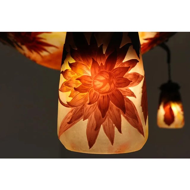 Large Model Dahlia Majorelle Pendant by Louis Majorelle for Daum For Sale - Image 16 of 18