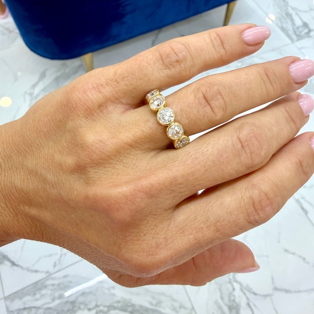 Ladies 18k Yellow Gold 3.05ctw Bezel Set Half Eternity Diamond Band Ring, Size 6.5 For Sale - Image 9 of 9