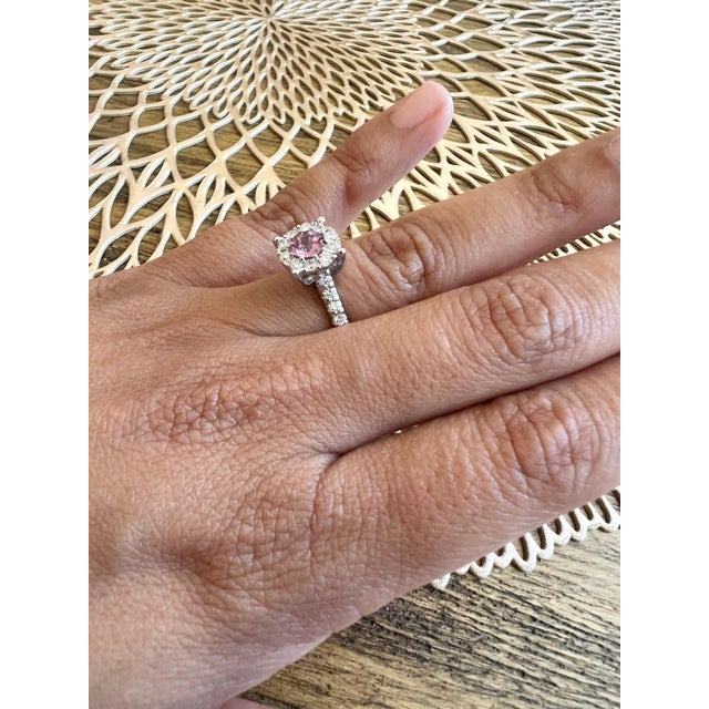 Metal 1.51 Carat Pink Sapphire Diamond 14 Karat White Gold Engagement Ring, Size 6.5 For Sale - Image 7 of 12