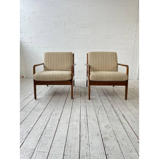 Mid-Century Modern Model 6 Easy Chairs by Arne Vodder for Vamo, Set of 2 For Sale - Image 3 of 12