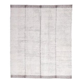 Mid 20th Century Living Room Earthly White Kilim Rug For Sale