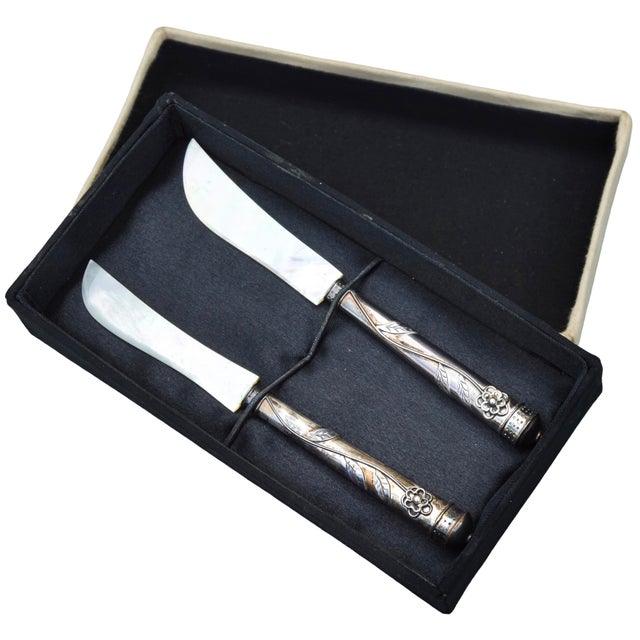 American Early 20th Century Handmade Sterling-Silver & Mother-of-Pearl Caviar Knives- Set of 2 For Sale - Image 3 of 10