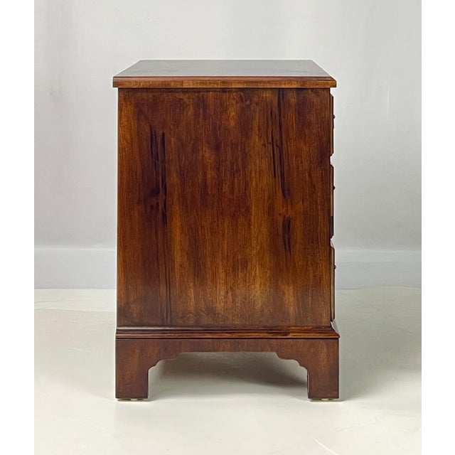 Wood Vintage Henredon Aston Court 3-Drawer Nightstand For Sale - Image 7 of 14