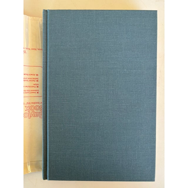 Paper Portraits of His Children by George r.r. Martin 1987 First Edition + Printing Very Fine For Sale - Image 7 of 12