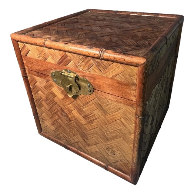 Bamboo Trunk 15" Square Cube Woven Wicker Herringbone Design 1960s Wood Interior For Sale