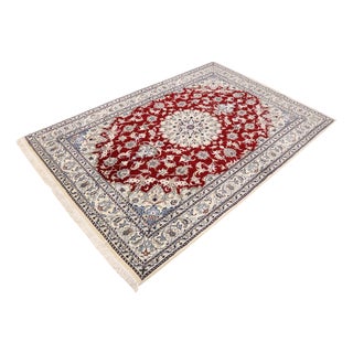 Middle Eastern Hand-Knotted Rug in Wool For Sale